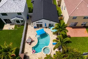 17677 SW 32nd St, Miramar, FL 33029 - Photo 7
