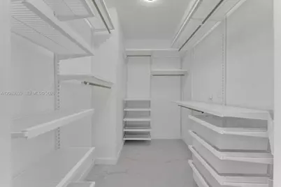 6365 Collins #3901, Miami Beach, FL 33141 - Photo 23