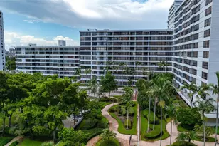 2500 Parkview Dr, Hallandale Beach, FL 33009 - Photo 13