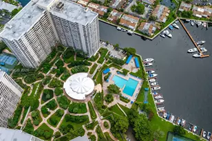 2500 Parkview Dr, Hallandale Beach, FL 33009 - Photo 7