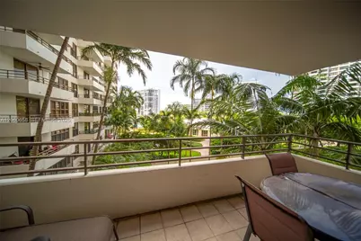 2500 Parkview Dr #517, Hallandale Beach, FL 33009 - Photo 19