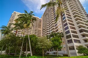 2500 Parkview Dr, Hallandale Beach, FL 33009 - Photo 33