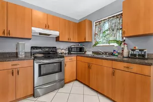 12231 SW 202nd St, Miami, FL 33177 - Photo 3
