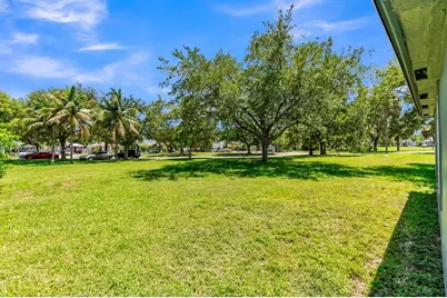 12231 SW 202nd St, Miami, FL 33177 - Photo 19