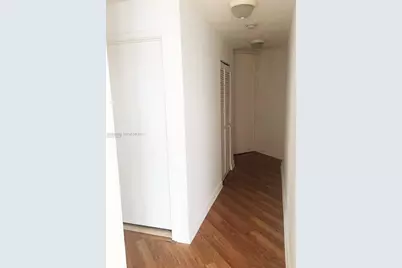 79 SW 12 St #3006S, Miami, FL 33131 - Photo 5