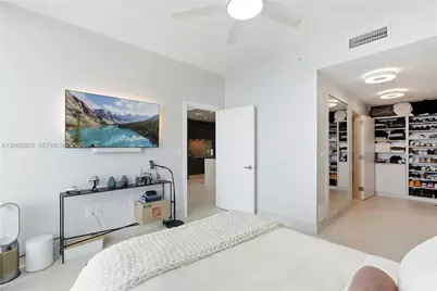 900 Biscayne Blvd #3607, Miami, FL 33132 - Photo 13