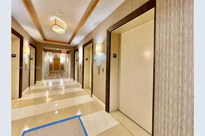 244 Biscayne Blvd #4307, Miami, FL 33132 - Photo 19
