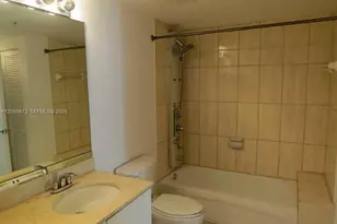 1750 N Bayshore Dr, Miami, FL 33132 - Photo 9