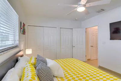 412 NE 4th Ave, Hallandale Beach, FL 33009 - Photo 27