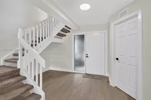 9575 NW 38th Pl, Sunrise, FL 33351 - Photo 41