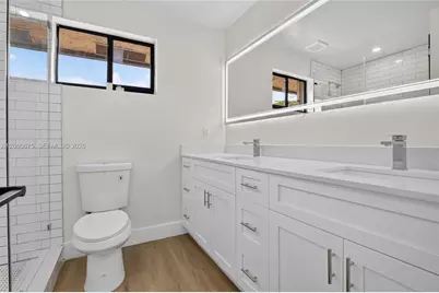 9575 NW 38th Pl, Sunrise, FL 33351 - Photo 19