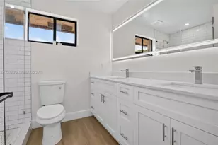 9575 NW 38th Pl, Sunrise, FL 33351 - Photo 19
