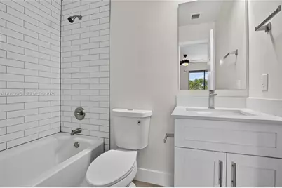 9575 NW 38th Pl, Sunrise, FL 33351 - Photo 29