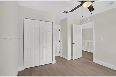 9575 NW 38th Pl, Sunrise, FL 33351 - Photo 27