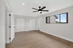 9575 NW 38th Pl, Sunrise, FL 33351 - Photo 17