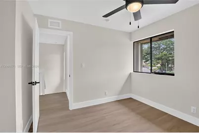 9575 NW 38th Pl, Sunrise, FL 33351 - Photo 25