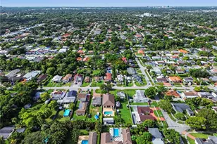 5889 SW 17th St, Miami, FL 33155 - Photo 45