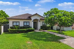 5889 SW 17th St, Miami, FL 33155 - Photo 1