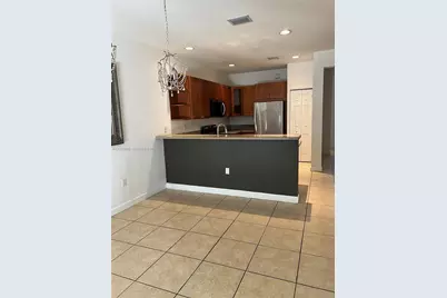 11440 NW 75th Ter, Doral, FL 33178 - Photo 5