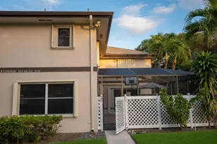 49 Essex Ct, Royal Palm Beach, FL 33411 - Photo 1