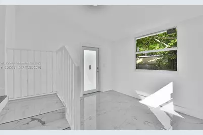6391 SW 39th St, Miami, FL 33155 - Photo 5