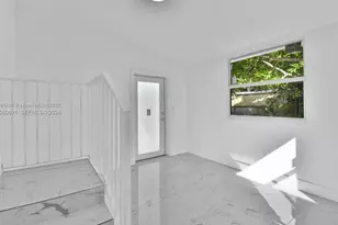 6391 SW 39th St, Miami, FL 33155 - Photo 5