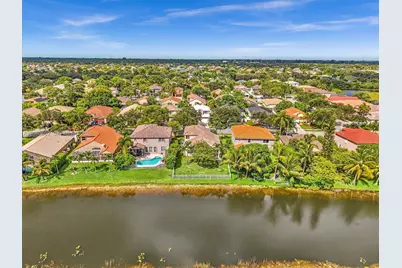 1208 NW 144th Ter, Pembroke Pines, FL 33028 - Photo 43