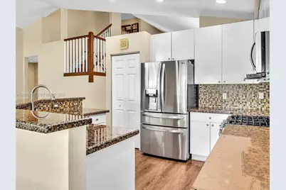 1208 NW 144th Ter, Pembroke Pines, FL 33028 - Photo 13