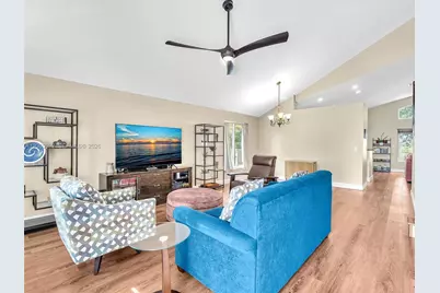 1208 NW 144th Ter, Pembroke Pines, FL 33028 - Photo 3