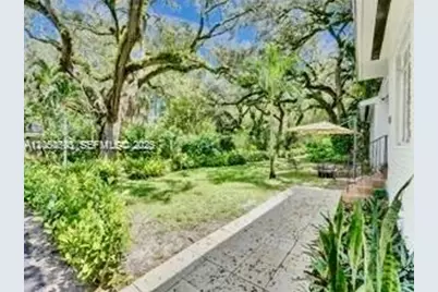 400 NE 86th St #400, El Portal, FL 33138 - Photo 51