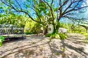 400 NE 86th St, El Portal, FL 33138 - Photo 5