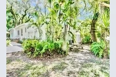 400 NE 86th St #400, El Portal, FL 33138 - Photo 47