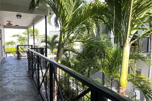 7315 Byron Ave, Miami Beach, FL 33141 - Photo 13