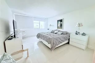 3140 S Ocean Dr, Hallandale Beach, FL 33009 - Photo 13