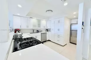 3140 S Ocean Dr, Hallandale Beach, FL 33009 - Photo 3