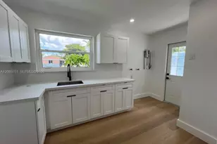 1239 SW 22nd Ave, Miami, FL 33135 - Photo 9