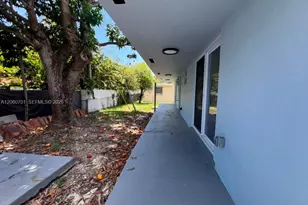 1239 SW 22nd Ave, Miami, FL 33135 - Photo 13