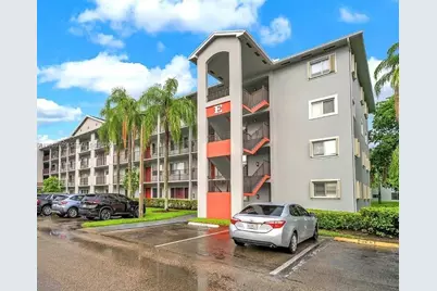 801 SW 138th Ave #107E, Pembroke Pines, FL 33027 - Photo 1