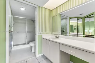 750 SW 138th Ave, Pembroke Pines, FL 33027 - Photo 29