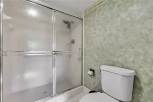 750 SW 138th Ave, Pembroke Pines, FL 33027 - Photo 31