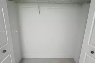 9520 SW 8th St, Miami, FL 33174 - Photo 23