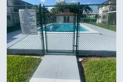 9520 SW 8th St #118, Miami, FL 33174 - Photo 3