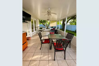 9395 Nassau Dr, Cutler Bay, FL 33189 - Photo 7