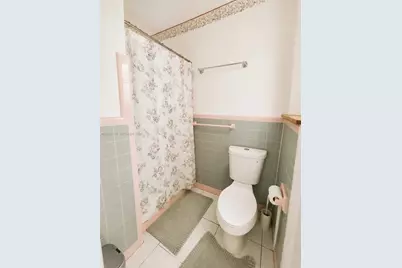 9395 Nassau Dr, Cutler Bay, FL 33189 - Photo 17