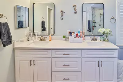 3447 Silverstone Court, Plant City, FL 33566 - Photo 9