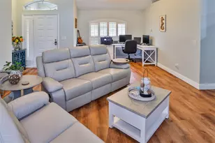 3447 Silverstone Ct, Plant City, FL 33566 - Photo 3