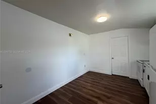 320 SW 4th Ave, Miami, FL 33130 - Photo 3