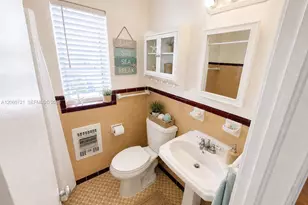 7407 Byron Ave, Miami Beach, FL 33141 - Photo 13