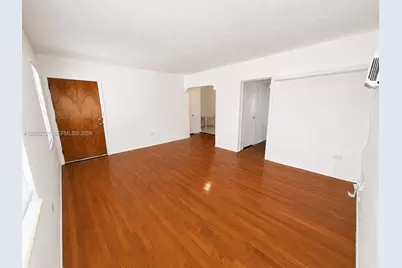 7407 Byron Ave #3, Miami Beach, FL 33141 - Photo 9