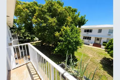 7407 Byron Ave #3, Miami Beach, FL 33141 - Photo 31